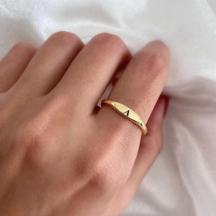 ID signet gold ring
