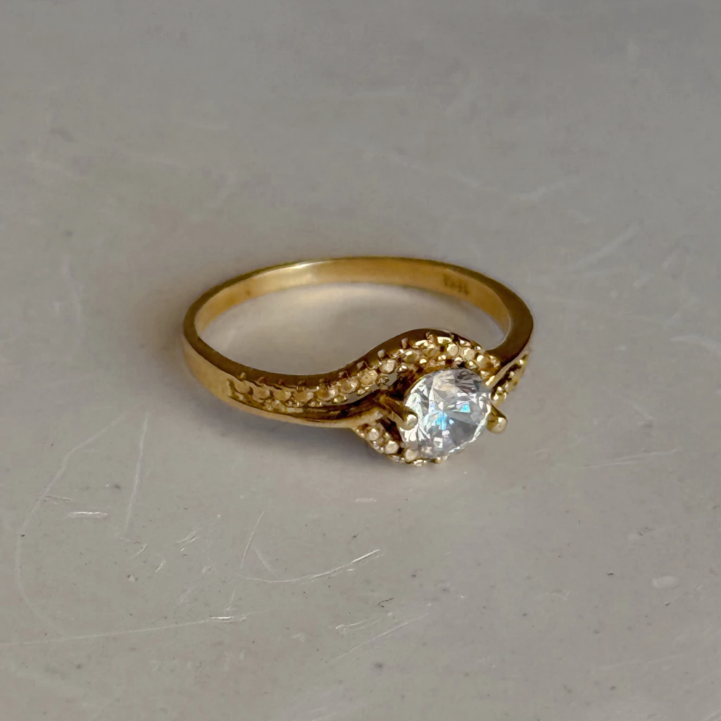 Valyria 18k