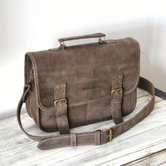 MORRAL DE CUERO MODELO OLD SCHOOL en internet
