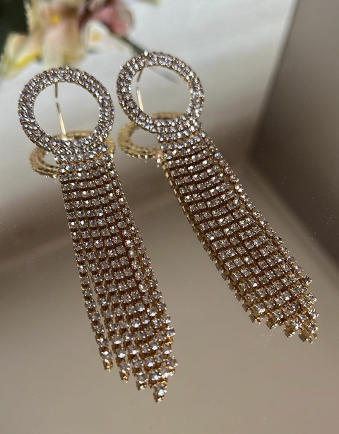 Brinco Zara Oval Dourado e Franja Stras