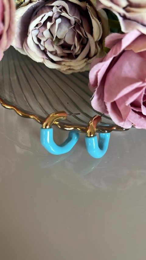 Argola Bella Resinada Azul cm Dourado
