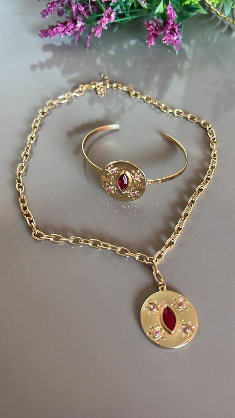 Black conjunto Belinda aberto dourado com pink