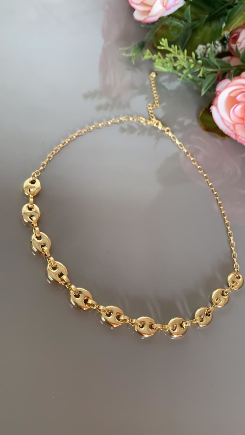 choker de lacres dourados