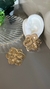 Conj Selena Anel e Brinco Flor Dourada - comprar online