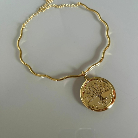 Choker Aro Ondulado Com Medalha Árvore da Vida