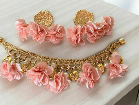 Conjunto flores rosa claro