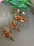 Conj Bracelete e Brinco Folha Dourada Strass Verme