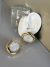 Brinco resort verniz italiano dourado concha resina Marfim mesclada - comprar online