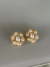 Brinco Diana dourado com pérolas
