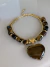 Colar Jade dourado verniz italiano com pedra rolada natural irregular olho de tigre com pingente coração em pedra natural olho de tigre - loja online