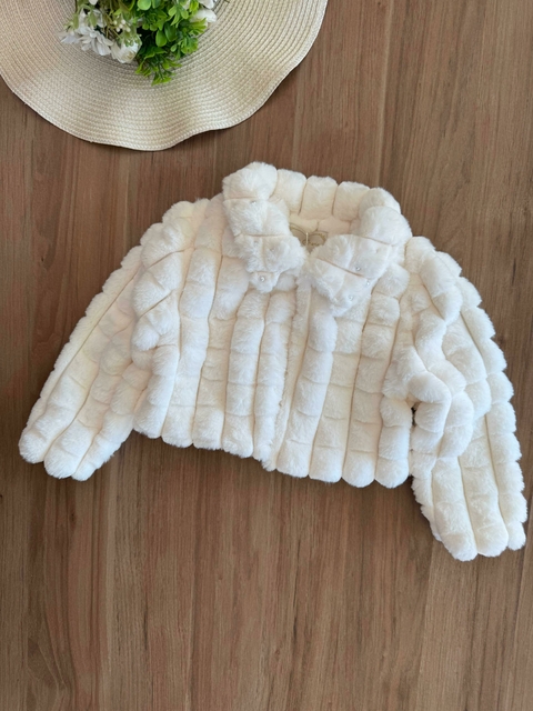 Bolero Infantil Peluciado com Pérolas Petit Cherie 51114526004 - comprar online