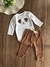 Conjunto Infantil Body Off White Cachorro e Calça Caramelo Mini e Co 05071965 - comprar online