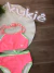 Biquini Infantil em Malha com Proteção UV50+ Rosa Neon e Short Saída de Praia em Tule Kukiê 83703 - Clube Melina