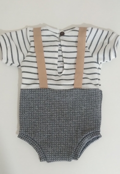 Body Newborn na internet