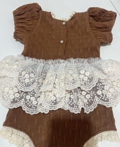 Conjunto Carol na internet