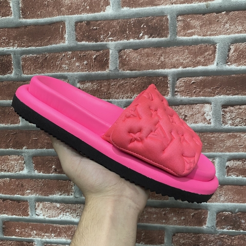 Chinelo Lv “ Rosa “