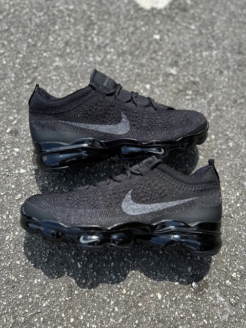 NIKE AIR VAPORMAX 2023