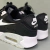 NIKE AIR MAX 90 na internet