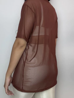 BLUSAO EM TULE AMENDOA na internet