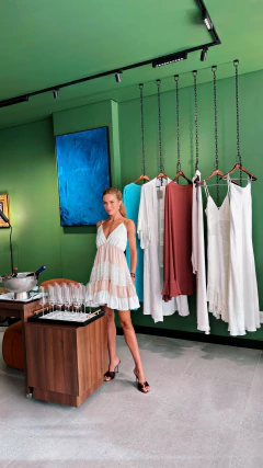 Vestido COSMO Curto - Larissa Georgia