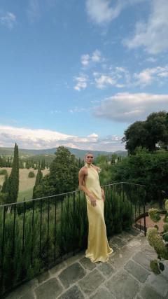 Vestido Frente Única Baunilha