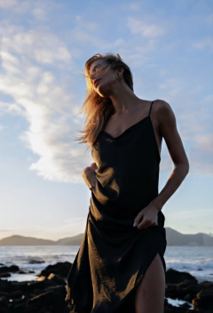 Slip Black - Larissa Georgia