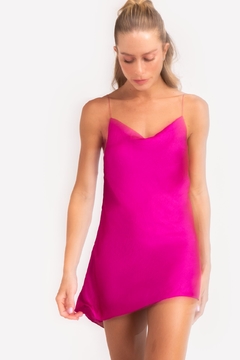 Vestido Curto Fucsia en internet