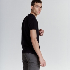Remera M/C Bolsillo Flame - Negro en internet