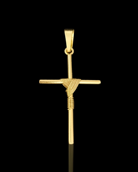 PINGENTE CRUZ PALITO AMARRADA TAMANHO M - 4X2,5CM - BANHADO A OURO 18K