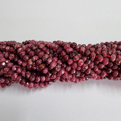 AGATA DONA FACETADA 4mm MARMOL BORDO - PI111