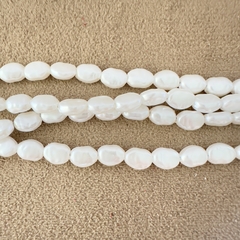 PERLA ACRILICA IRREGULAR 7,4mm - TIRA (36 Und) - PE44