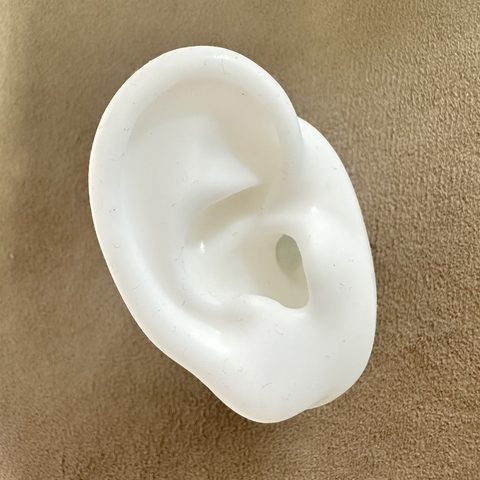 OREJA DE SILICONA IZQUIERDA - UND - EX5