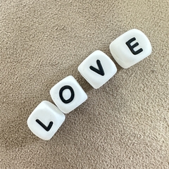 PASANTE RESINA PALABRA "LOVE" - 1 Set - RE34