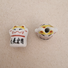 CERAMICA MANEKI BLANCO/AMARILLO - UND - CE67