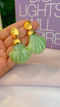 CV-08 Brinco concha dourado - Yes Sereia Biju