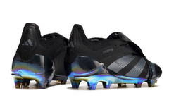 chuteira-campo-predator-elite-laceless-boots