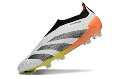  chuteira-campo-adidas-predator-elite-laceless-boots