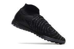 Chuteira Society Nike Phantom Luna Elite NU na internet