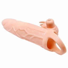 Capa peniana oca com vibrador extensora com anel para escroto, estimulador de clitóris e 10 níveis de vibração - Fabrica da Sedução na internet