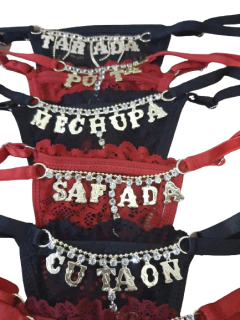 Calcinha com Escrita em Strass no Bumbum Tamanho Único - Fabrica da Sedução