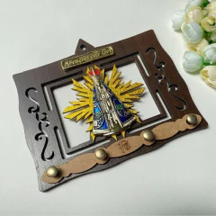 Porta Chave de Aparecida Raiado Marrom