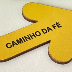 Chaveiro de MDF - SETA CAMINHO DA FÉ