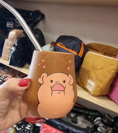 Mate de madera pintado