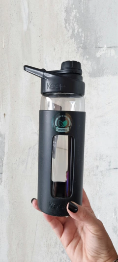 Botella de vidrio en internet
