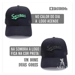 Boné Sacudido's Fogo Preto 6 Gomos BN496SCD - comprar online