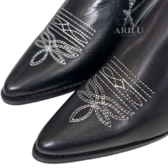 Bota Country Feminina Preta Cano Baixo 005.24.311P - comprar online