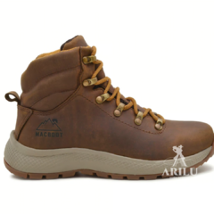 Coturno Macboot Batu 04 Barus Nobuck Brown E 240524FZ na internet
