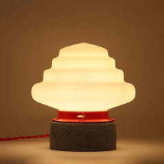 Luminária de Opalina escadinha - base azul turquesa