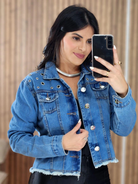 Jaqueta Jeans com Ilhós