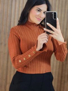 Blusa Maya gola alta em tricô modal - comprar online